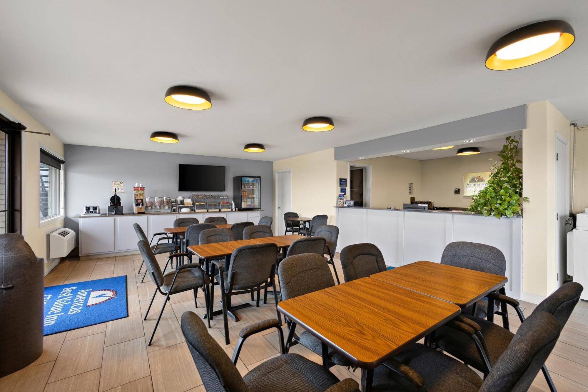 Americas Best Value Inn-Celina Bagian luar foto