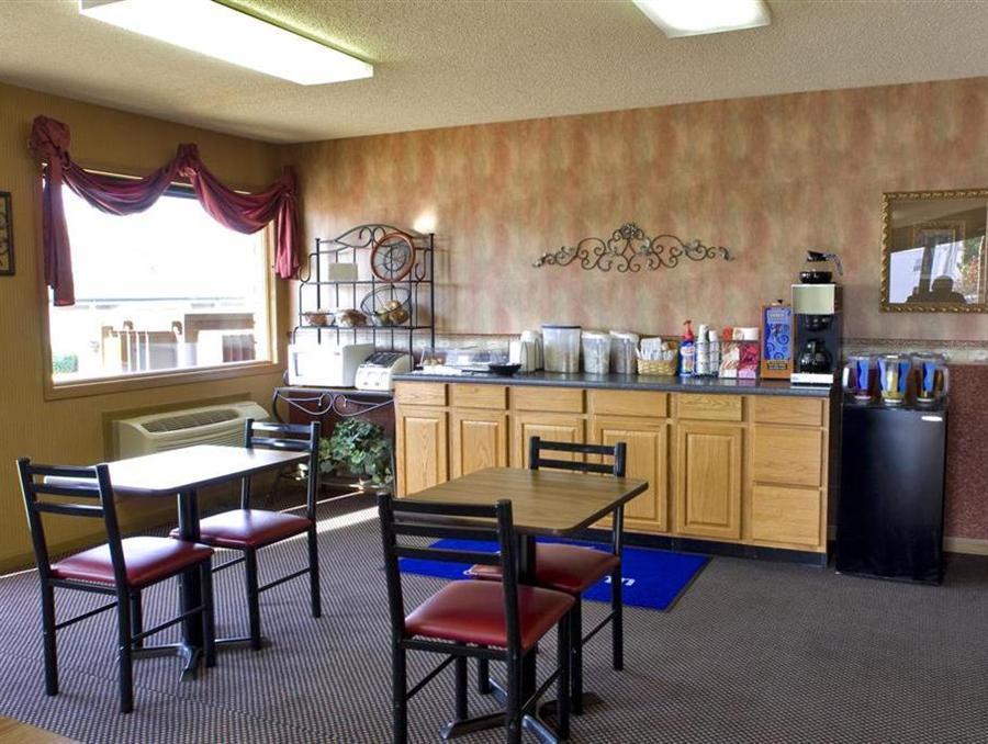 Americas Best Value Inn-Celina Bagian luar foto