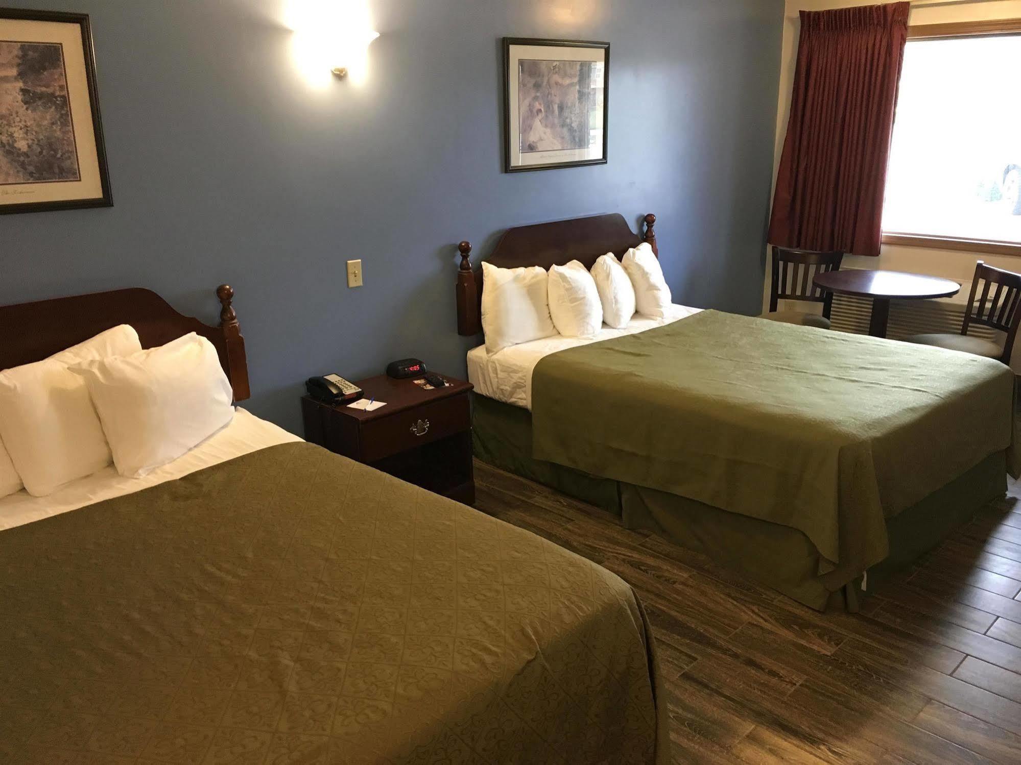 Americas Best Value Inn-Celina Bagian luar foto